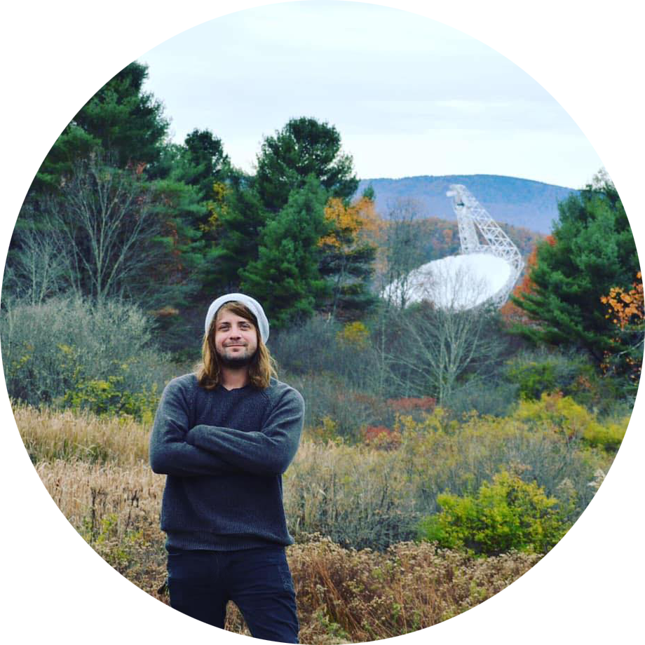 An Image of myself in front of the telescope in Greenbank, West Virginia